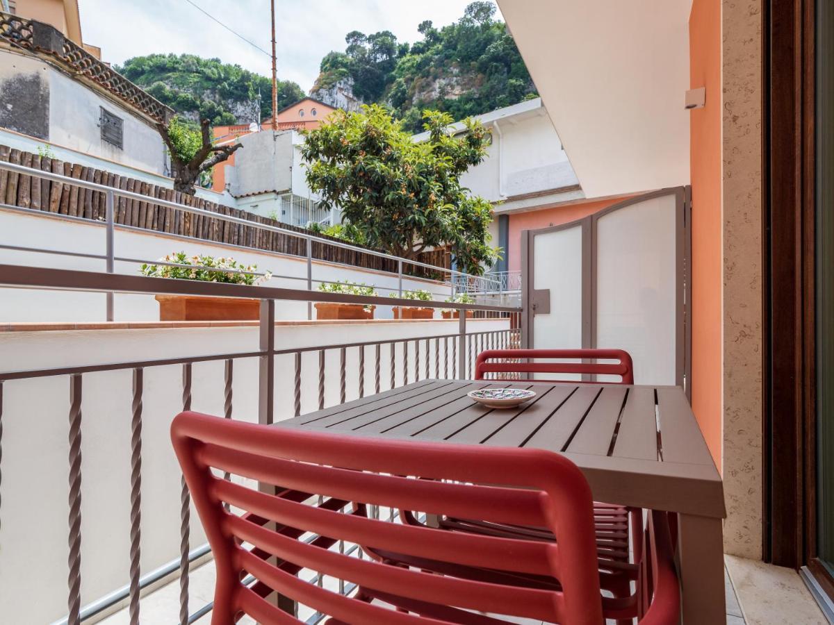 Ferienwohnung Futura Smart Flat - De Vivo Realty Sorrent Exterior foto