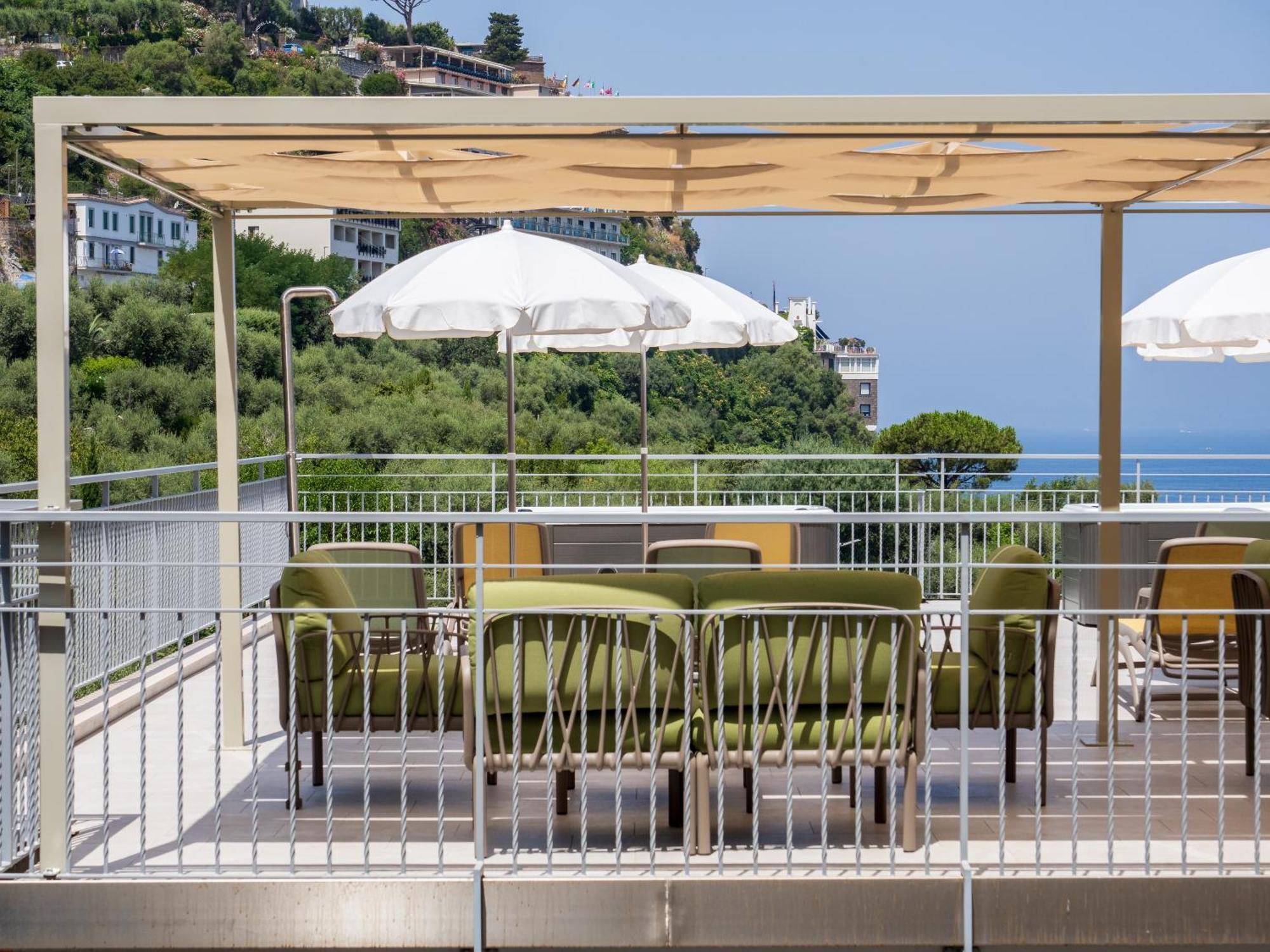 Ferienwohnung Futura Smart Flat - De Vivo Realty Sorrent Exterior foto